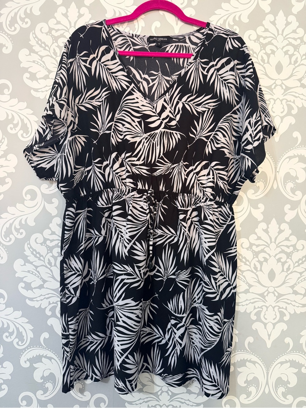 💫4/$25 • Mario Serrani Black & White Tropical-Print Cover Up Dress